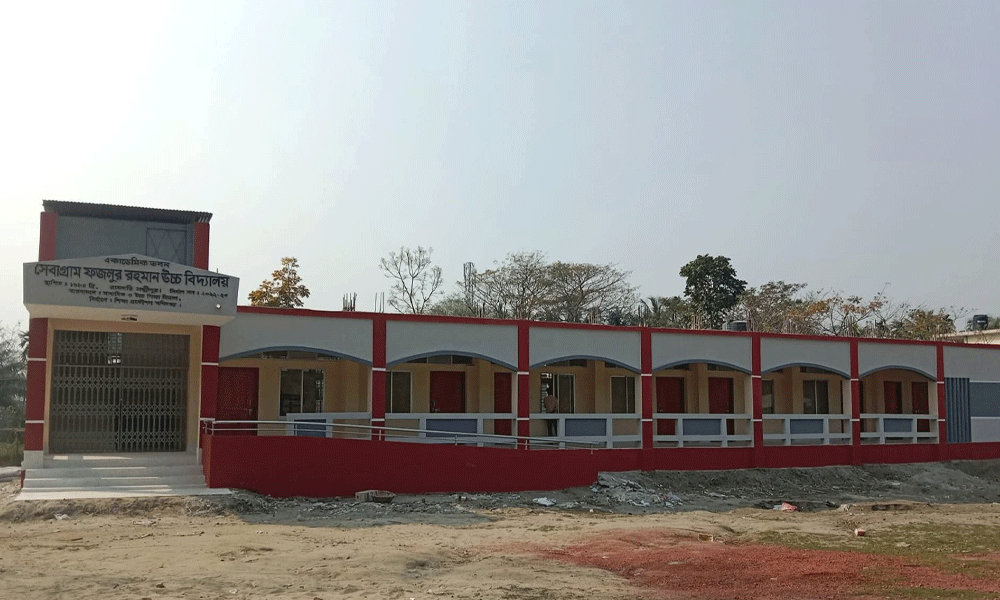 লক্ষ্মীপুরে ৩ শিক্ষাপ্রতিষ্ঠানে পাস করেনি কেউ